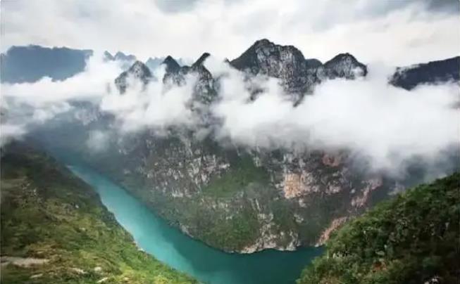 北盘江：贵州高原的绝美诗篇